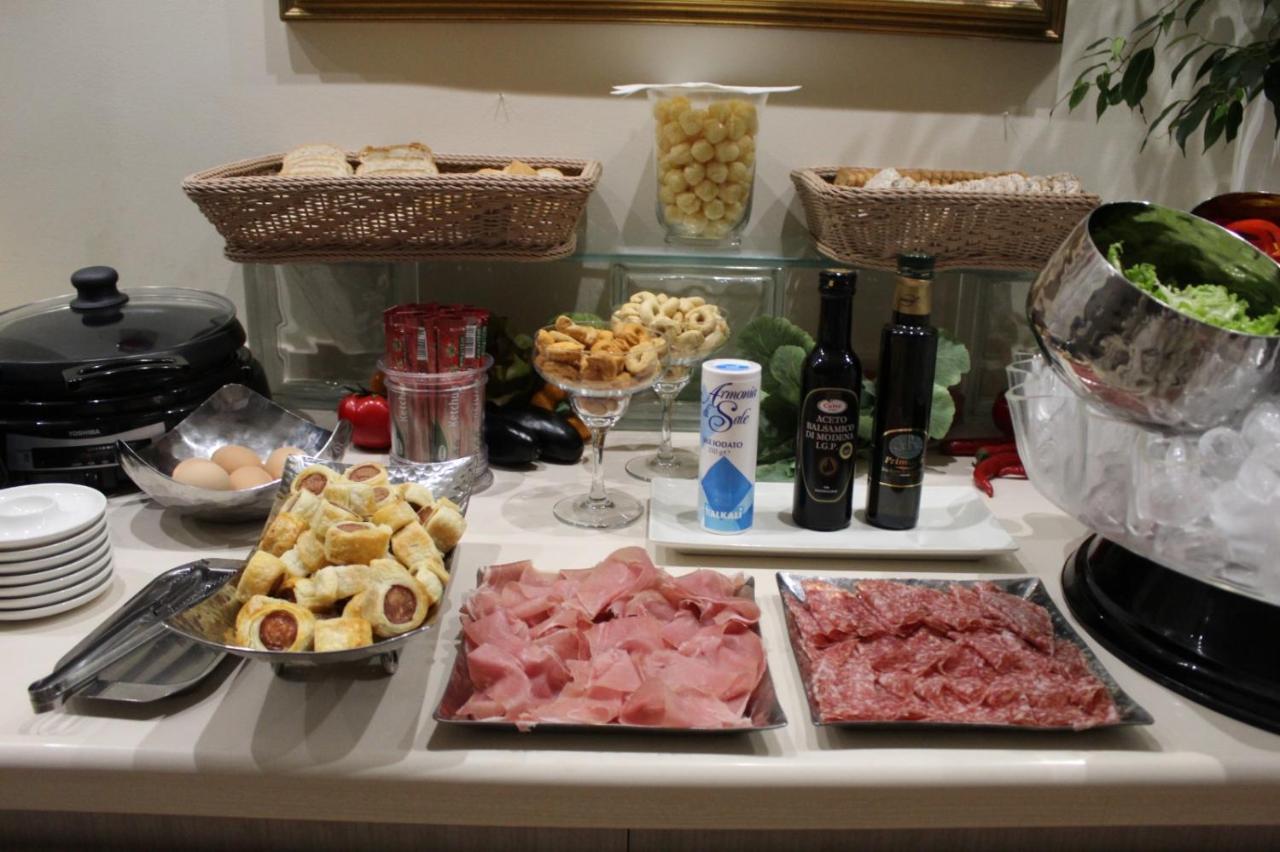极光滨海酒店 里米尼 外观 照片